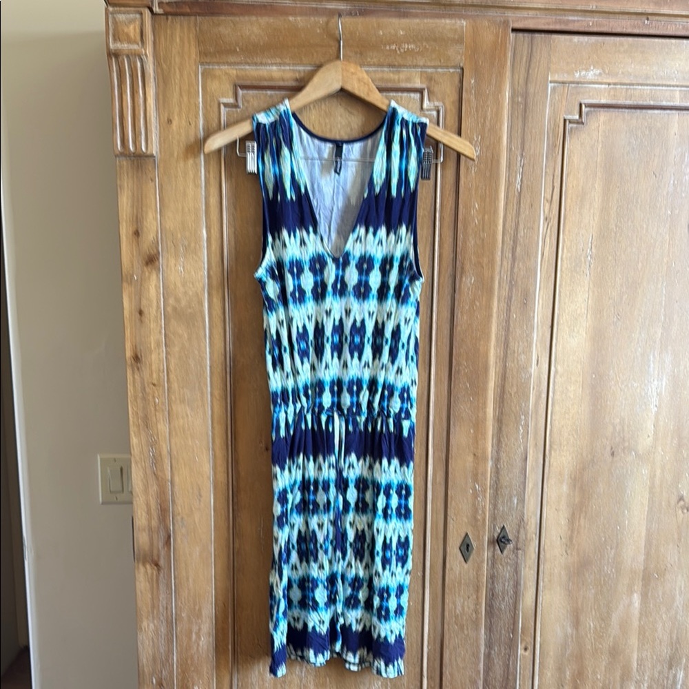 Viereck Navy Patterned Sleeveless dress with tie waist